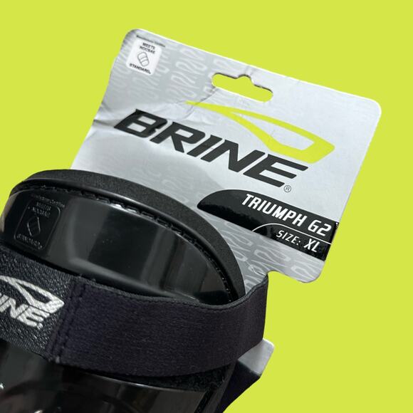 Brine Triumph G2 Shin Guard Soccer Size XL NWT Black Adult - Picture 2 of 4